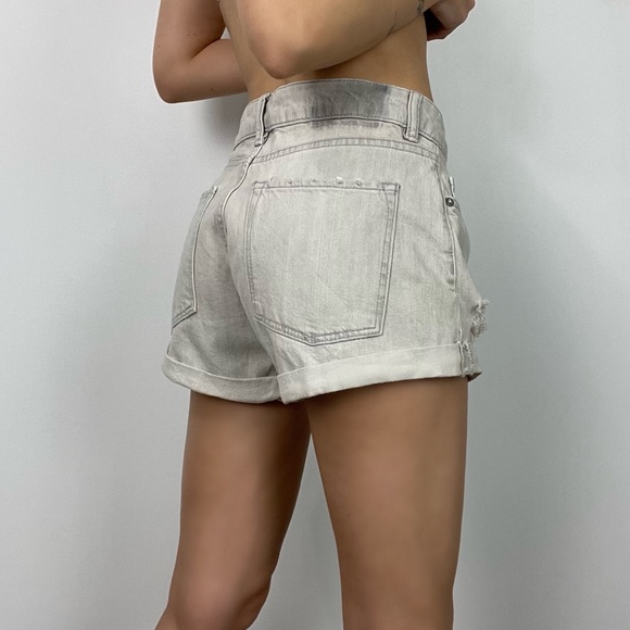 All Saints Pam Distressed Denim Jean Shorts in Light Gray Size 26 - Picture 7 of 7